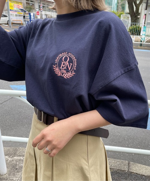 one way(ワンウェイ)の「ビッグロゴTシャツ(Tシャツ/カットソー・レディース・ブラック/ブルー/パープル/ホワイト・FREE)」の8枚目の写真