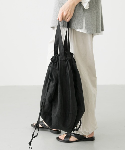 かぐれ（カグレ）の「リネンキンチャクバッグ（ショルダーバッグ・レディース・ベージュ/ブラック/ベージュ系その他・FREE）」の10枚目の写真