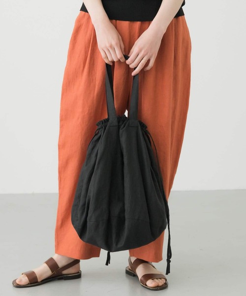 かぐれ（カグレ）の「リネンキンチャクバッグ（ショルダーバッグ・レディース・ベージュ/ブラック/ベージュ系その他・FREE）」の8枚目の写真