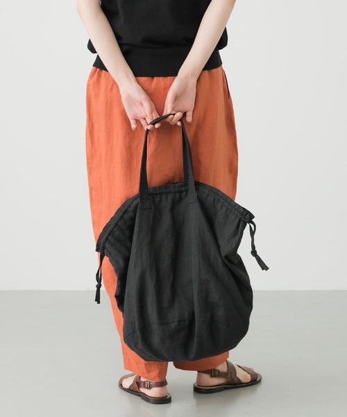 かぐれ（カグレ）の「リネンキンチャクバッグ（ショルダーバッグ・レディース・ベージュ/ブラック/ベージュ系その他・FREE）」の13枚目の写真
