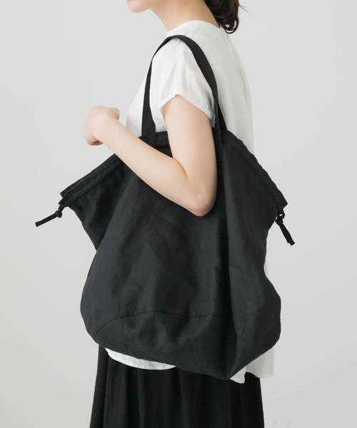 かぐれ（カグレ）の「リネンキンチャクバッグ（ショルダーバッグ・レディース・ベージュ/ブラック/ベージュ系その他・FREE）」の17枚目の写真