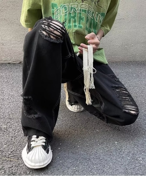 MGV（エムジーヴィー）の「クラッシュカットオフデニム（デニムパンツ・メンズ・ブルー/ホワイト/ブラック・MEDIUM/LARGE/X-LARGE）」の10枚目の写真