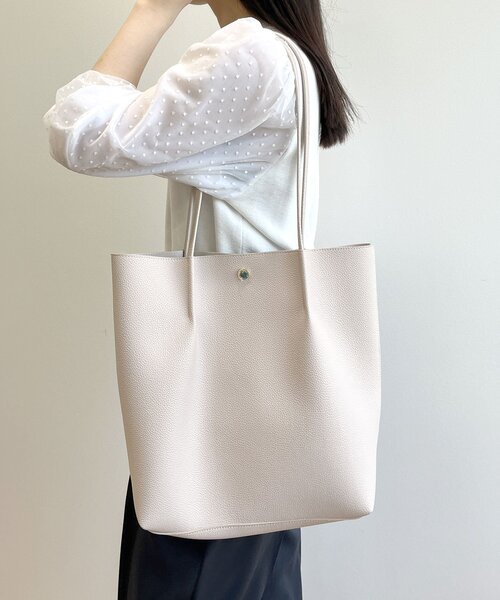 希少/A4収納可✨マルベリー トートバッグ ブラック　金金具 セール】【2WAY】【A4収納可】くったり丸みフォルムのスタッズ