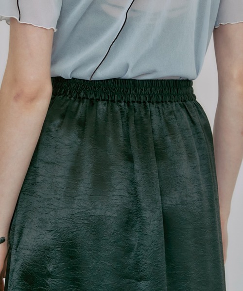PUBLIC TOKYO（パブリックトウキョウ）の「【栃木県産】ヴィンテージリキッドサテンマーメイドスカート/ストレートシルエット（スカート・レディース・ブラック/カーキ・FREE）」の8枚目の写真