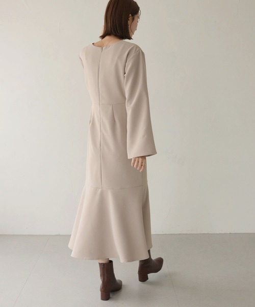 CLEIO（クレイオ）の「【CLEIO】ベルスリーブフレアロングワンピース/BELL SLEEVE FLARE LONG DRESS/293-10607（ドレス・レディース・モカ/アイボリー・FREE）」の10枚目の写真