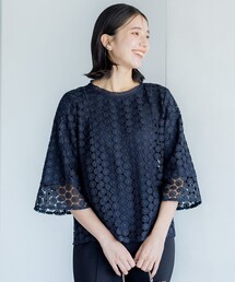 【WEB限定】フラワーレース袖フレア ブラウス