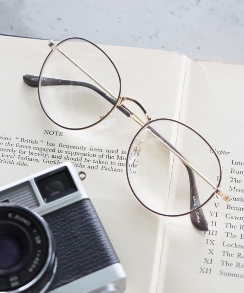 niko and...（ニコアンド）の「オリジナル細リムラウンド伊達メガネ（メガネ・レディース・ライトブラウン/ブラック/モカ・FREE）」の3枚目の写真