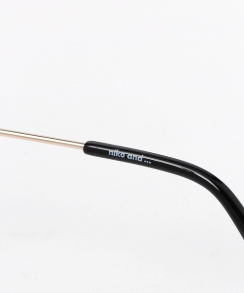 niko and...（ニコアンド）の「オリジナル細リムラウンド伊達メガネ（メガネ・レディース・ライトブラウン/ブラック/モカ・FREE）」の7枚目の写真