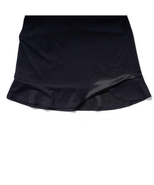 BENCH AT THE GREENE(ベンチアットザグリーン)の「BENCH AT THE GREENE GOLF /レディースワンピース(ワンピース・レディース・ネイビー/ブラック・SMALL/MEDIUM)」の4枚目の写真