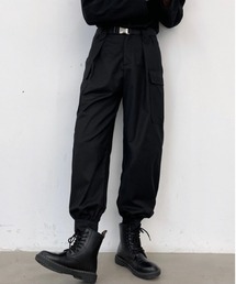 Burner | 【OKUOKU 0909】タック付き ジョガーカーゴパンツ oku-bottom-668257956653-38 U(カーゴパンツ)