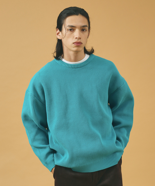 MYSELF ABAHOUSE（マイセルフアバハウス）の「ルーズ シルエット ポリ ハイゲージ クルーネック ニット（ニット/セーター・メンズ・ホワイト系その他/ブラック/オレンジ/ブルー系その他/ベージュ・S/M/L/XL）」の4枚目の写真