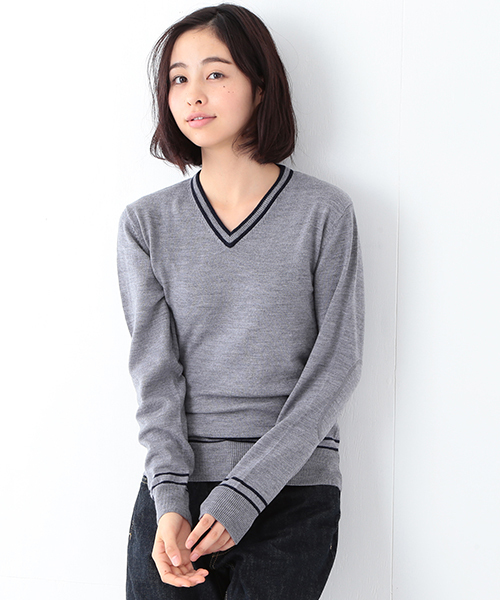 BEAMS BOY（ビームスボーイ）の「BEAMS BOY / 12ゲージ エルボーパッチ ラインV（ニット/セーター・レディース・ネイビー/グレー/ワイン・ONE SIZE）」の2枚目の写真