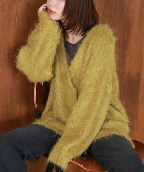 archives(アルシーヴ)の「【web限定】Vネック起毛カーディガン(カーディガン/ボレロ・レディース・グレー/ピンク/イエロー/ブルー・MEDIUM)」の4枚目の写真