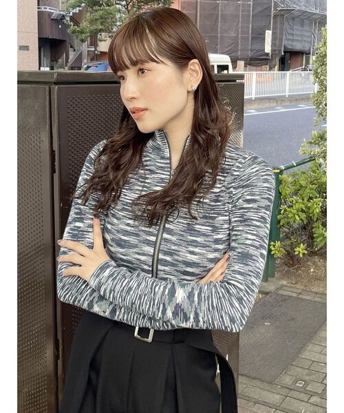 MURUA（ムルーア）の「ダブルジップハイネックニット（ニット/セーター・レディース・オレンジ/ホワイト/ブラック/ネイビー・FREE）」の15枚目の写真