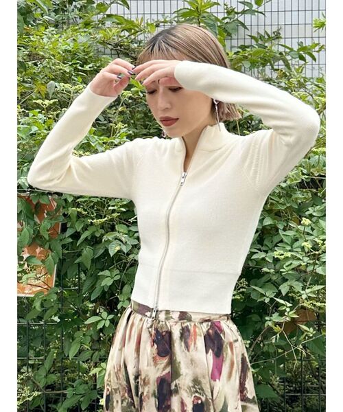 MURUA（ムルーア）の「ダブルジップハイネックニット（ニット/セーター・レディース・オレンジ/ホワイト/ブラック/ネイビー・FREE）」の21枚目の写真