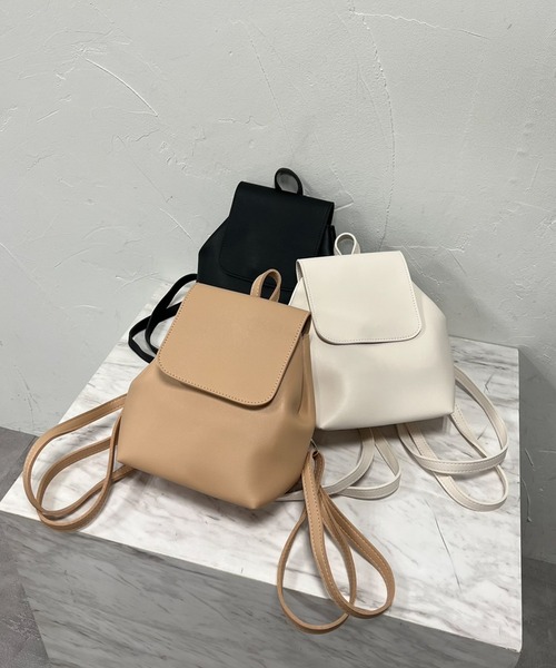 VICKY(ビッキー)の「【KOREAN ITEM】フェイクレザーリュックショルダーバッグ(ショルダーバッグ・レディース・ブラック/ピンク/オフホワイト・FREE)」の9枚目の写真