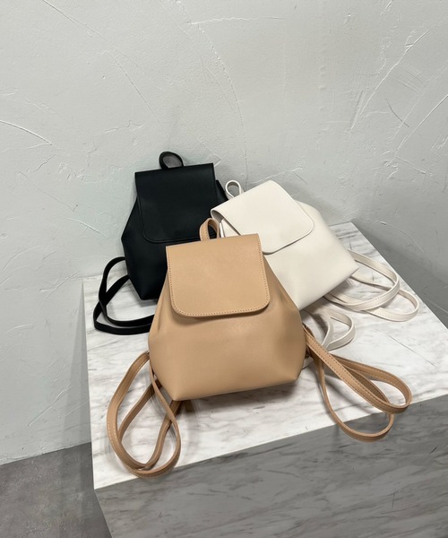 VICKY(ビッキー)の「【KOREAN ITEM】フェイクレザーリュックショルダーバッグ(ショルダーバッグ・レディース・ブラック/ピンク/オフホワイト・FREE)」の10枚目の写真
