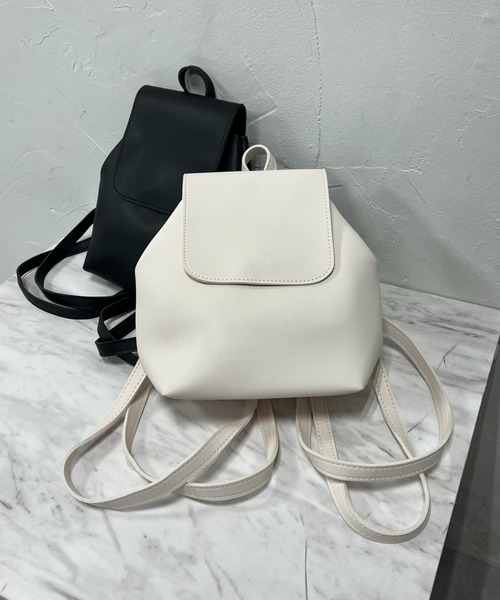 VICKY(ビッキー)の「【KOREAN ITEM】フェイクレザーリュックショルダーバッグ(ショルダーバッグ・レディース・ブラック/ピンク/オフホワイト・FREE)」の12枚目の写真