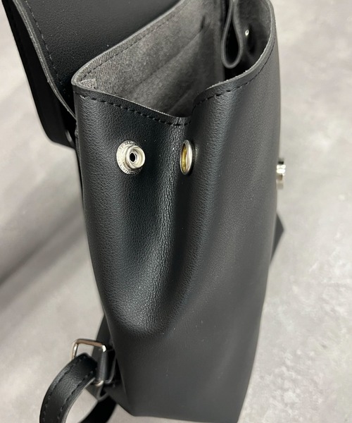 VICKY(ビッキー)の「【KOREAN ITEM】フェイクレザーリュックショルダーバッグ(ショルダーバッグ・レディース・ブラック/ピンク/オフホワイト・FREE)」の16枚目の写真