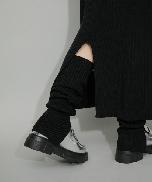 ADAM ET ROPE'（アダムエロペ）の「【WEB限定】リブレッグウォーマー（レッグウォーマー・レディース・チャコールグレー/ブラック/サックスブルー・FREE）」の2枚目の写真