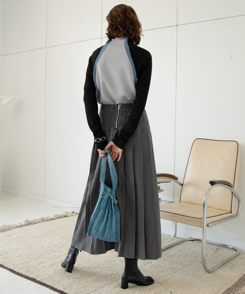 VACANCY（ヴァカンシー）の「プリーツニットバッグ（ハンドバッグ・レディース・グリーン/ブラック・FREE）」の12枚目の写真