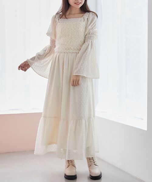 MAJESTIC LEGON（マジェスティックレゴン）の「ショルダービーズビスチェ（ベスト・レディース・グレー/ピンク/ブラック/アイボリー・MEDIUM）」の13枚目の写真