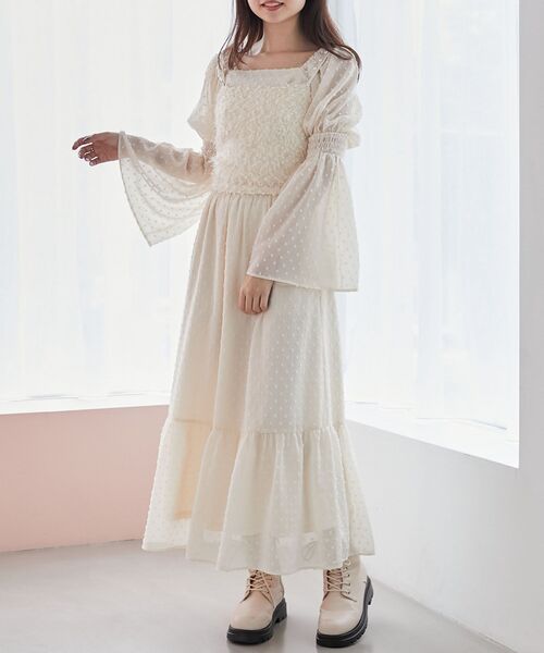 MAJESTIC LEGON（マジェスティックレゴン）の「ショルダービーズビスチェ（ベスト・レディース・グレー/ピンク/ブラック/アイボリー・MEDIUM）」の14枚目の写真