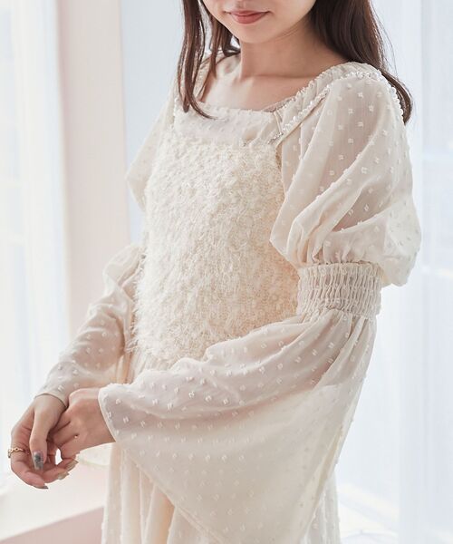 MAJESTIC LEGON（マジェスティックレゴン）の「ショルダービーズビスチェ（ベスト・レディース・グレー/ピンク/ブラック/アイボリー・MEDIUM）」の19枚目の写真