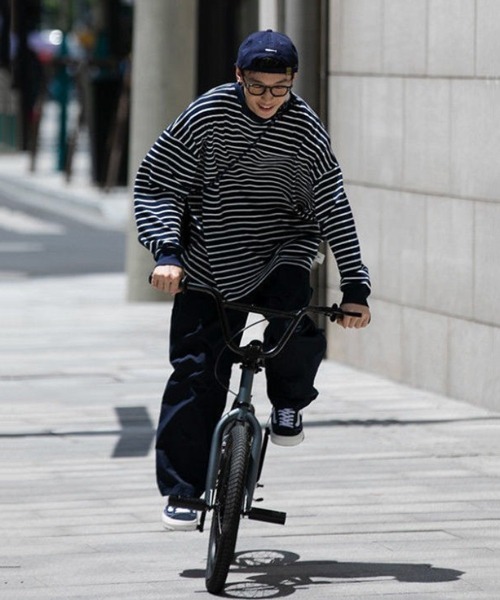 NOWLE（ノウル）の「【NOWLE】ルーズシルエット ボーダー ロンT（Tシャツ/カットソー・メンズ・ネイビー/ホワイト・MEDIUM/X-LARGE/LARGE）」の6枚目の写真