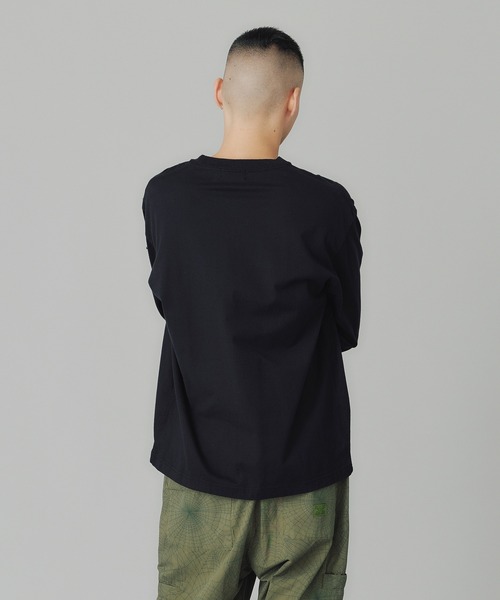 XLARGE(エクストララージ)の「STANDARD LOGO L/S TEE(Tシャツ/カットソー・メンズ・ブラック/グリーン/ネイビー/ホワイト・XL/S/L/M)」の15枚目の写真