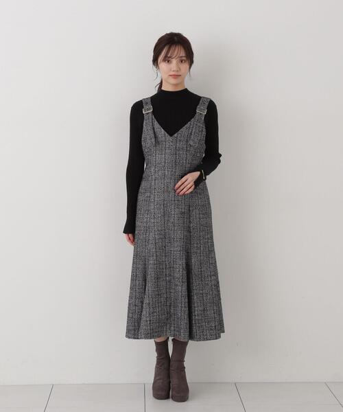 PROPORTION BODY DRESSING(プロポーションボディドレッシング)の「ツイードバックルジャンパースカート(ワンピース・レディース・ベージュ/ブラック・MEDIUM/SMALL)」の6枚目の写真