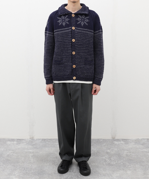 INVERALLAN（インバーアラン）の「【INVERALLAN / インバーアラン】HANDKNIT 30E（カーディガン/ボレロ・メンズ・ネイビー・40/42/44）」の2枚目の写真
