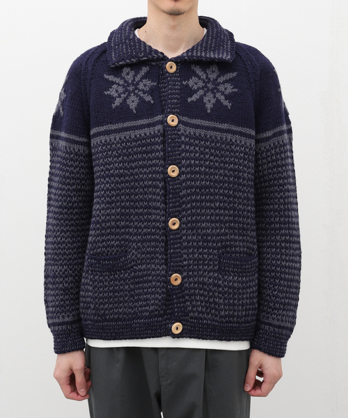 INVERALLAN（インバーアラン）の「【INVERALLAN / インバーアラン】HANDKNIT 30E（カーディガン/ボレロ・メンズ・ネイビー・40/42/44）」の3枚目の写真