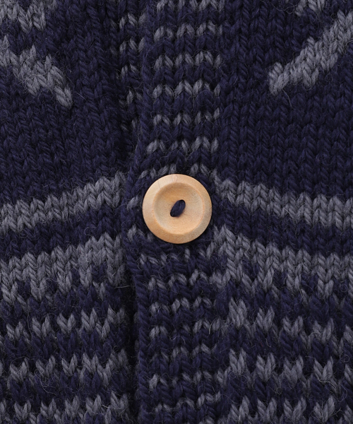 INVERALLAN（インバーアラン）の「【INVERALLAN / インバーアラン】HANDKNIT 30E（カーディガン/ボレロ・メンズ・ネイビー・40/42/44）」の10枚目の写真