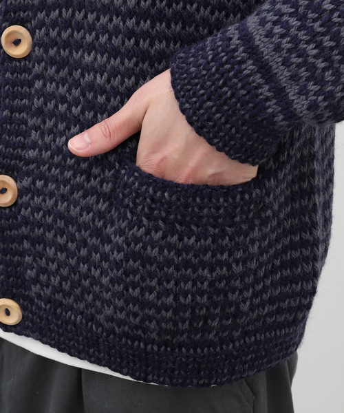 INVERALLAN（インバーアラン）の「【INVERALLAN / インバーアラン】HANDKNIT 30E（カーディガン/ボレロ・メンズ・ネイビー・40/42/44）」の11枚目の写真