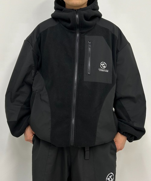 WHO'S WHO gallery（フーズフーギャラリー）の「【KOOKY'N/クーキー】BRONXフリース切替パーカー（マウンテンパーカー・メンズ・ブラック/チャコールグレー/ホワイト・FREE）」の4枚目の写真