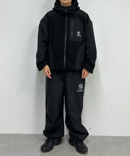 WHO'S WHO gallery（フーズフーギャラリー）の「【KOOKY'N/クーキー】BRONXフリース切替パーカー（マウンテンパーカー・メンズ・ブラック/チャコールグレー/ホワイト・FREE）」の8枚目の写真