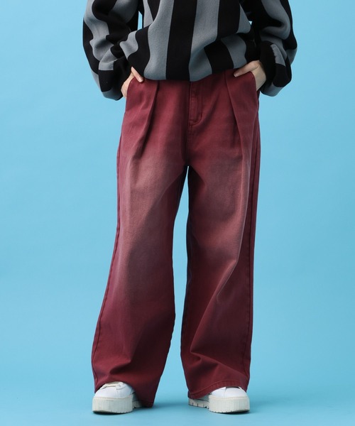 PBLIM(ページボーイリム)の「PBLIM/タックデニムパンツ(デニムパンツ・レディース・レッド/ブラック/ライトブルー・MEDIUM/LARGE)」の3枚目の写真