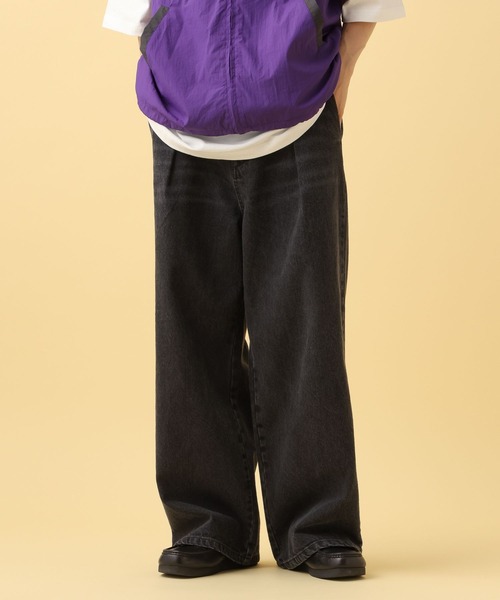 PBLIM(ページボーイリム)の「PBLIM/タックデニムパンツ(デニムパンツ・レディース・レッド/ブラック/ライトブルー・MEDIUM/LARGE)」の4枚目の写真