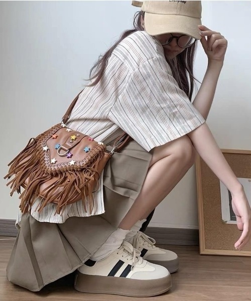 SHEENA（シーナ）の「厚底スエード切替ラインスニーカー（スニーカー・レディース・オフホワイト/ブラック・37cm/38cm/39cm/40cm）」の11枚目の写真