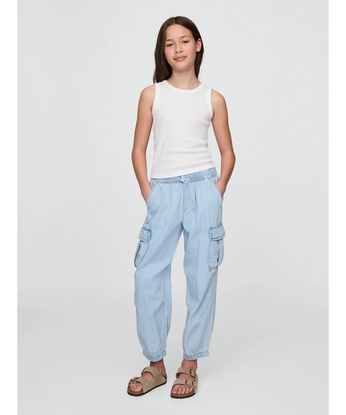 GAP（ギャップ）の「デニムカーゴパラシュートパンツ（キッズ）（デニムパンツ・キッズ・ライトインディゴブルー・S/M/L/XL/XXL/XS）」の8枚目の写真