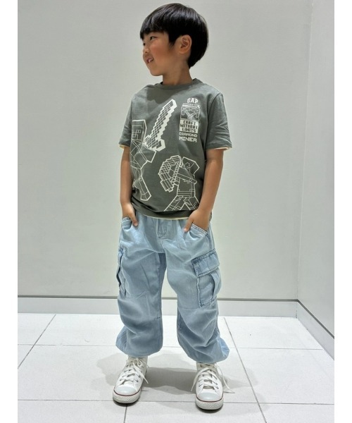 GAP（ギャップ）の「デニムカーゴパラシュートパンツ（キッズ）（デニムパンツ・キッズ・ライトインディゴブルー・S/M/L/XL/XXL/XS）」の15枚目の写真