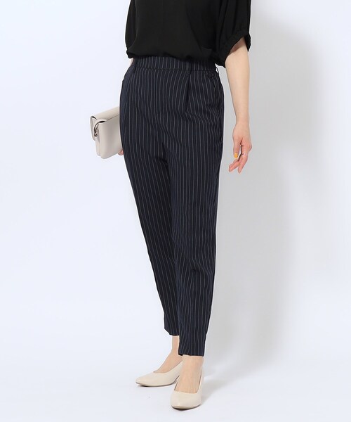 SHOO・LA・RUE（シューラルー）の「【洗える/SS-3L】すっきりキレイにかっこよく 大人のテーパードパンツ（その他パンツ・レディース・ブラック/ネイビー系2/グリーン系/グレー系1/ベージュ・01/02/03/04/05/10）」の7枚目の写真