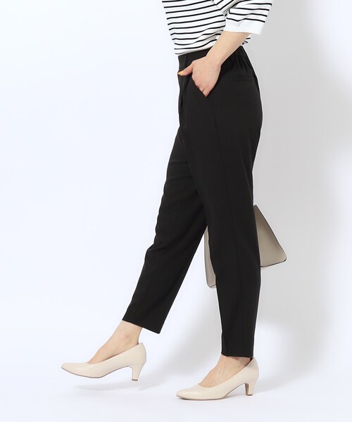 SHOO・LA・RUE（シューラルー）の「【洗える/SS-3L】すっきりキレイにかっこよく 大人のテーパードパンツ（その他パンツ・レディース・ブラック/ネイビー系2/グリーン系/グレー系1/ベージュ・01/02/03/04/05/10）」の11枚目の写真