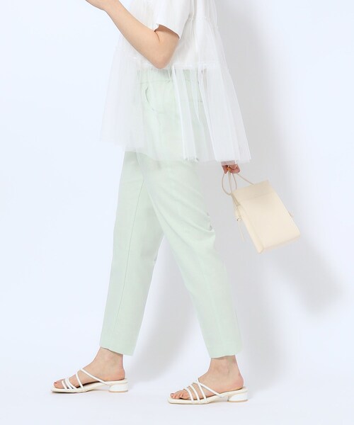 SHOO・LA・RUE（シューラルー）の「【洗える/SS-3L】すっきりキレイにかっこよく 大人のテーパードパンツ（その他パンツ・レディース・ブラック/ネイビー系2/グリーン系/グレー系1/ベージュ・01/02/03/04/05/10）」の14枚目の写真