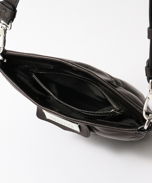 Maison Margiela（メゾンマルジェラ）の「【MAISON MARGIELA / メゾン マルジェラ】 Glam Slam Shoulder Bag（ショルダーバッグ・メンズ・ブラック・FREE）」の8枚目の写真