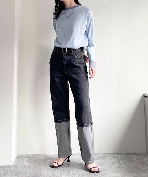 fredy emue（フレディエミュ）の「ロングロールアップデニムパンツ（デニムパンツ・レディース・ネイビー/ブラック・36/38）」の11枚目の写真