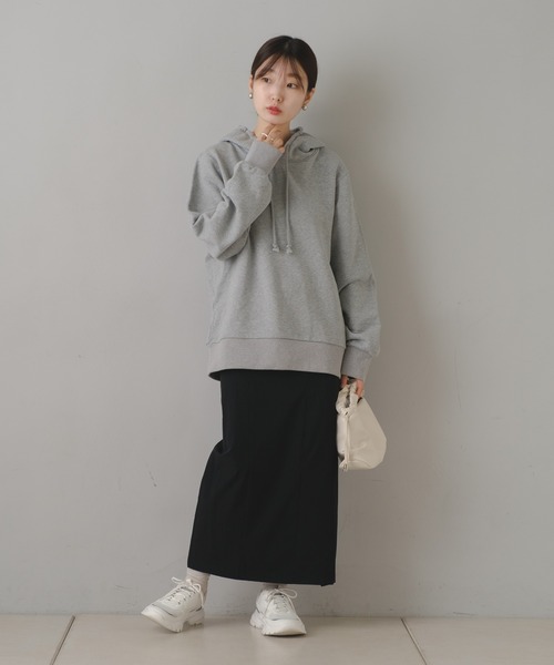 Kastane（カスタネ）の「【M.Lサイズ/ユニセックス】B 8GARDEN ロゴフーディー（パーカー・レディース・ブラック/ホワイト系その他/ブルー/グレー・L/M）」の8枚目の写真