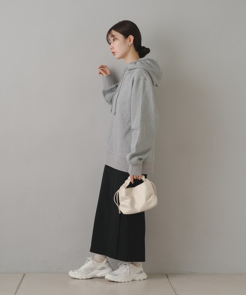 Kastane（カスタネ）の「【M.Lサイズ/ユニセックス】B 8GARDEN ロゴフーディー（パーカー・レディース・ブラック/ホワイト系その他/ブルー/グレー・L/M）」の9枚目の写真