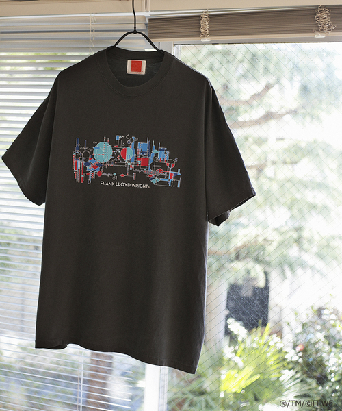 JOURNAL STANDARD relume（ジャーナルスタンダード　レリューム）の「【Frank Lloyd Wright / フランク・ロイド・ライト】 別注Tシャツ（Tシャツ/カットソー・メンズ・ブラック系その他/ブラック×ブラック/ブラック/ホワイト/ホワイト系その他/ブラックミックス・MEDIUM/LARGE）」の6枚目の写真